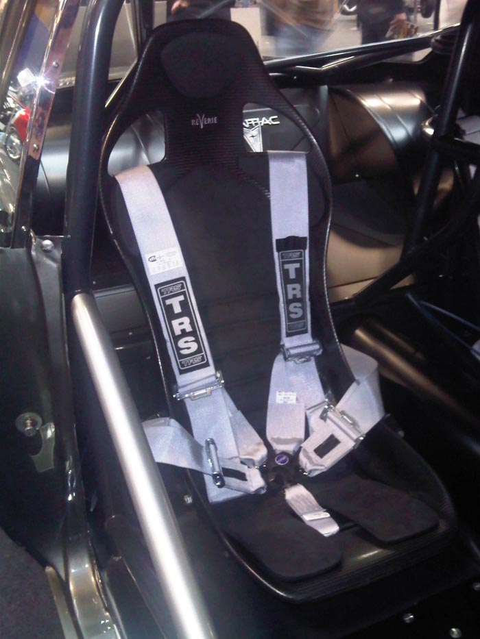[Mulsanne C] Fiited in a Pontiac GTO Judge with grey Dynamica padding